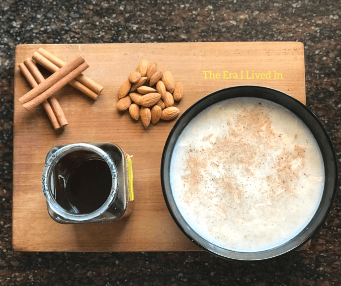 Instant almond Cinnamon Oatmeal Recipe that's ready in the microwave in 3 minutes. #healthybreakfast #Oatsrecipes #theerailivedin #breakfastrecipes #Food